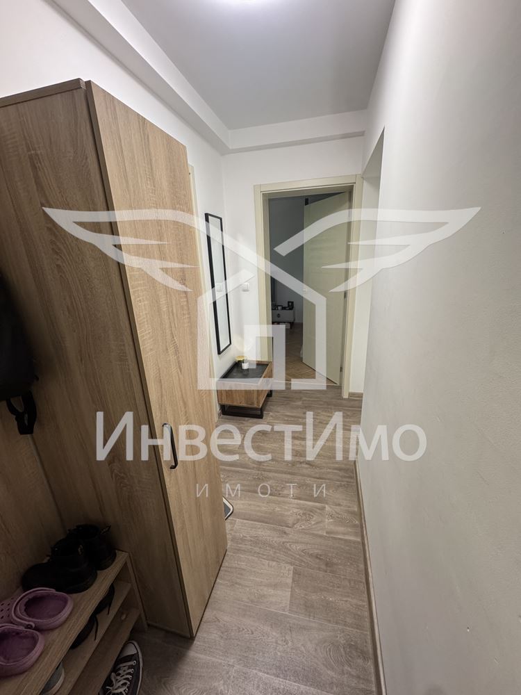 Тристаен апартамент в Хиподрума до парк и метростанция