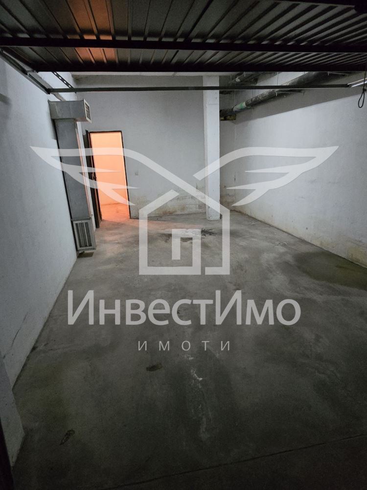ТОП ЛОКАЦИЯ! ЛУКСОЗНА СГРАДА ! ГАРАЖ!