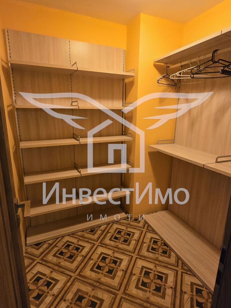 ТОП ЛОКАЦИЯ! ЛУКСОЗНА СГРАДА ! ГАРАЖ!